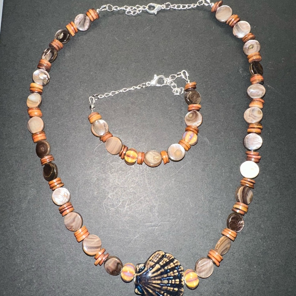 Hand Crafted Earthy Shell Necklace and Bracelet Set